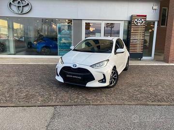 Toyota Yaris Hybrid Trend MY21
