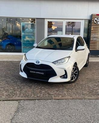 Toyota Yaris Hybrid Trend MY21