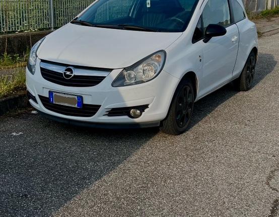 Opel corsa 1.3 CDTI (2010)