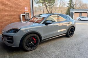 2024 Porsche Cayenne GTS V8 500cv