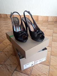 Scarpe nere eleganti Keys