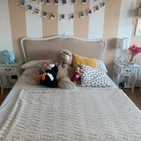 Letto matrimoniale con cassettone