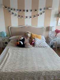 Letto matrimoniale con cassettone