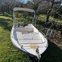 Barca prendisole e pesca TORPEDINE