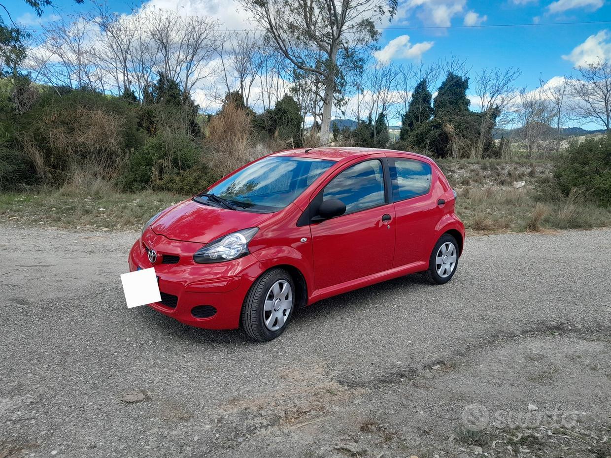 TOYOTA Aygo 1ª serie