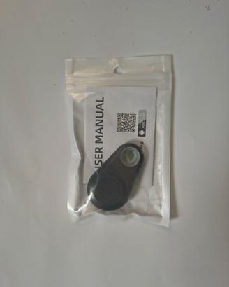 Localizzatore GPS compatto e discreto, ideale per