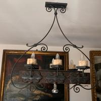 Lampadario stile antico in legno