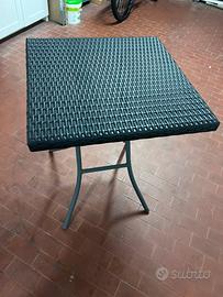 Tavolino da esterno rattan