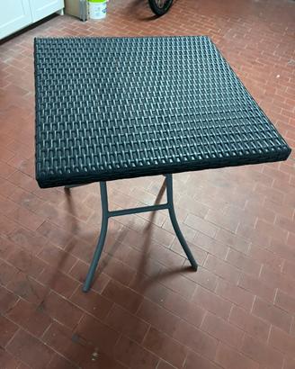 Tavolino da esterno rattan
