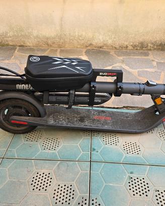 Monopattino E45E Ninebot