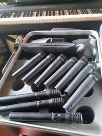 Set microfoni custodia rigida usati solo in studio