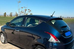 Lancia Ypsilon 1.3 multijet 95 cv anno 2016