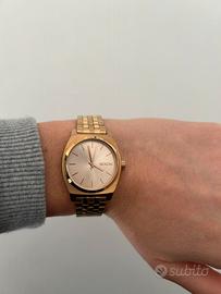 Nixon donna oro rosa