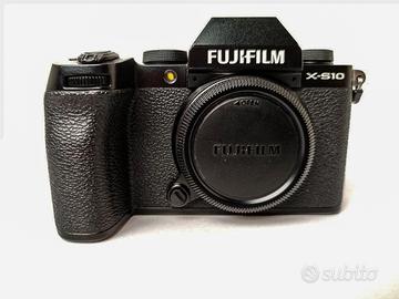 📸 FUJIFILM X-S10 — SOLO CORPO MACCHINA