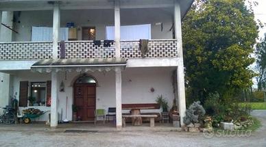 Immobile in asta di 628 m² con 5 locali a Vivaro