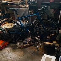 Bici da corsa CUBE