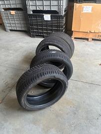 Gomme auto