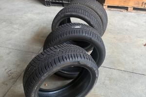 Gomme auto