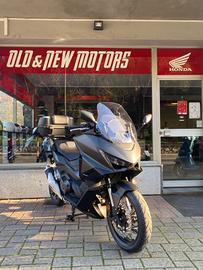 Honda Forza 750