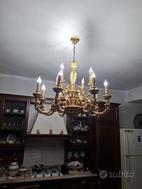 Lampadari classici color oro