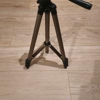 cavalletto tre piede fotografico 