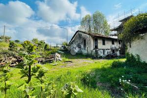 RUSTICO A LANZO TORINESE