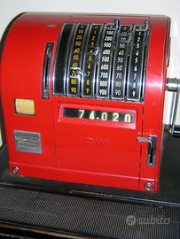 Registratore di cassa 900 vintage per arredamento