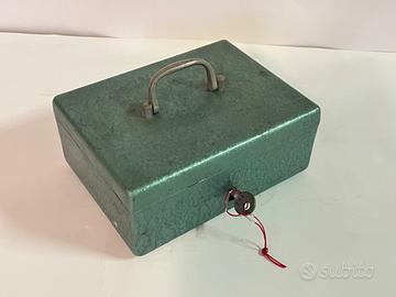 Cassetta Portavalori Vintage Verde Martellato