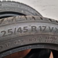 225/45R17