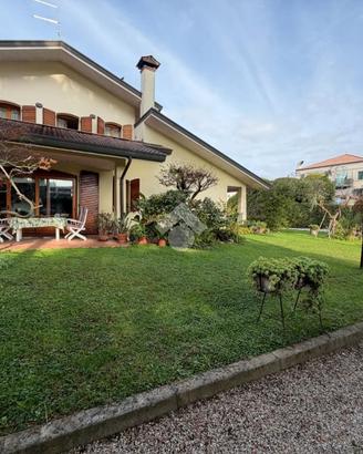 PORZIONE DI BIFAMILIARE A VIGODARZERE