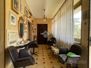 5 LOCALI A SANTO STEFANO BELBO