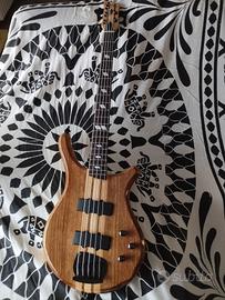 basso elettrico artigianale 5 corde pickup attivi