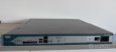 Router Cisco 2811
