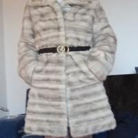 splendida pelliccia di visone con cappuccio 