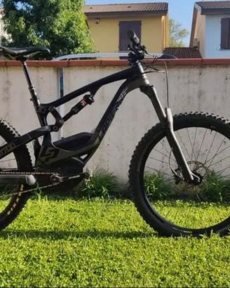 Lapierre Overvolt AM 700 Carbon