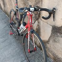 Bici da corsa Trek Madone 5.2