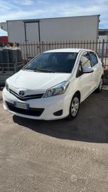 Toyota Yaris 1.0 benzina