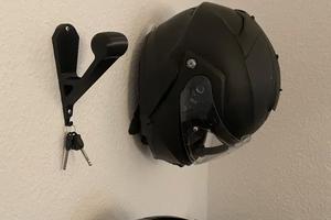 gancio per casco