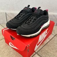 Nike Air Max 97 nere e fucsia
