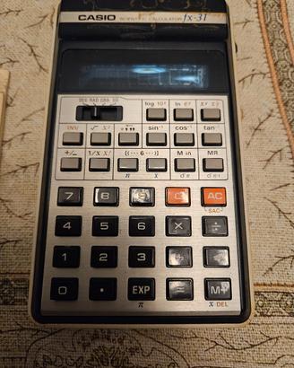 Calcolatrice Casio fx 31 fine anni '70