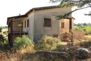 Villa di 400 m² con più di 5 locali a Cassano dell