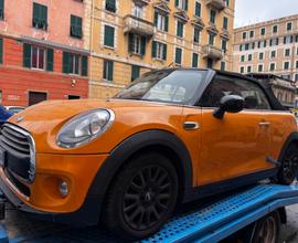 Mini cooper 1.5 benz Cabrio vettura sinistrata