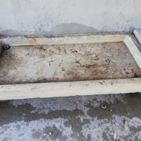 Secchiaio antico marmo giallo d'istria