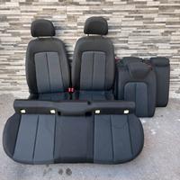 Tappezzeria Audi qlQ2