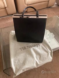 Elegante borsetta Trussardi