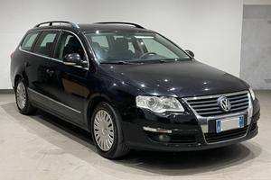 Volkswagen Passat 2.0TDI DSG Highline LEGGI BENE