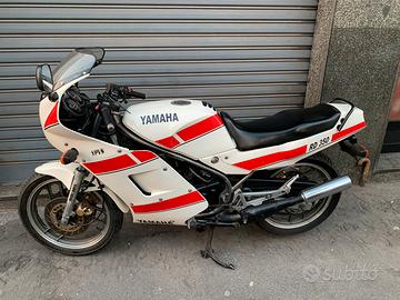YAMAHA RD 350 1988
