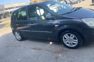 Renault Scenic Scénic 1.5 dCi/105CV Conquest