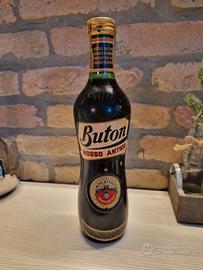 Buton rosso antico