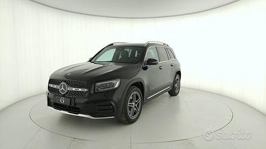 MERCEDES-BENZ GLB 200 d 4MATIC
